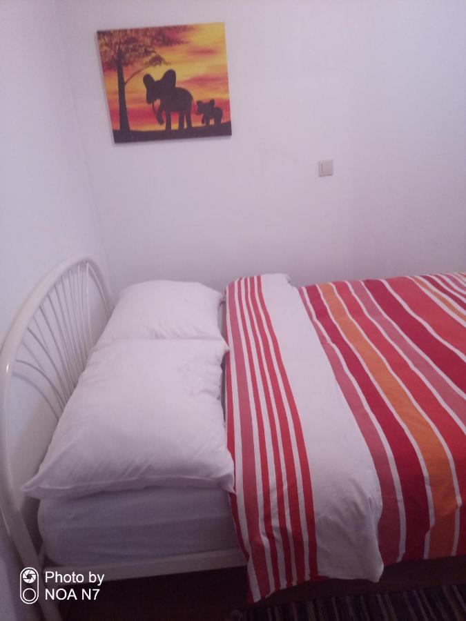 Vacation House Loreta Sveti Rok Екстер'єр фото