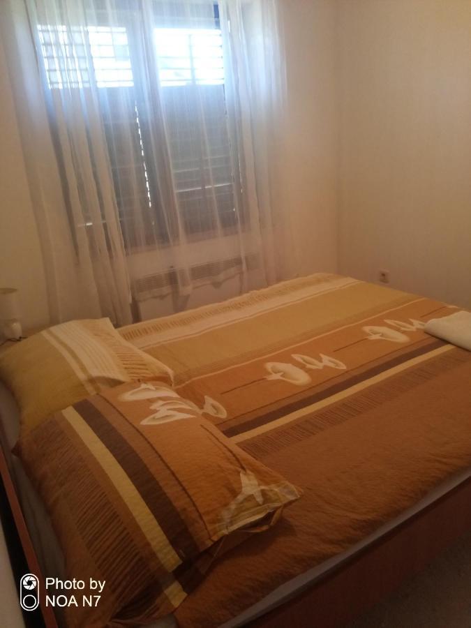 Vacation House Loreta Sveti Rok Екстер'єр фото